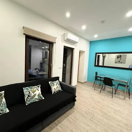 Plaza De Toros Apartment *